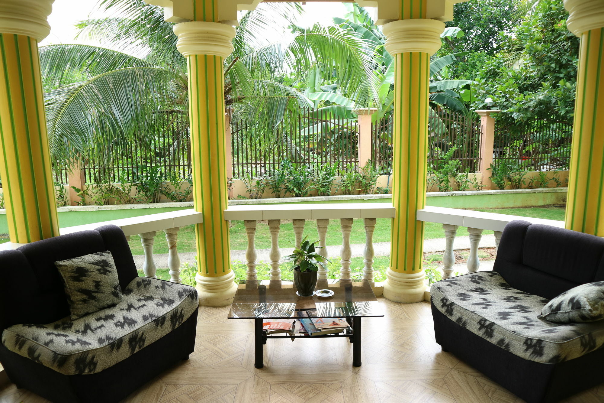 Oyo 422 Villa Emilia Pension House Panglao Eksteriør bilde