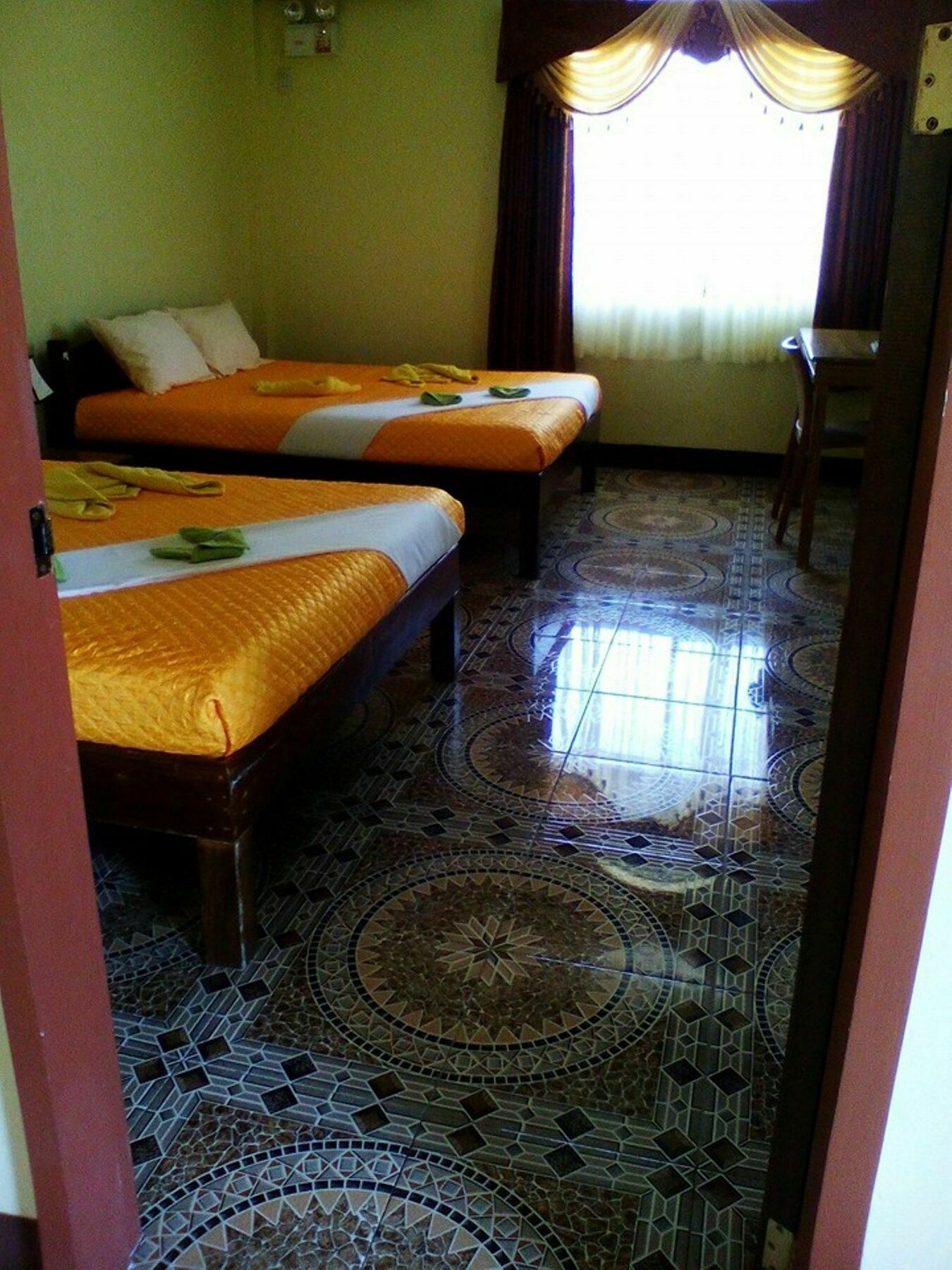 Oyo 422 Villa Emilia Pension House Panglao Eksteriør bilde